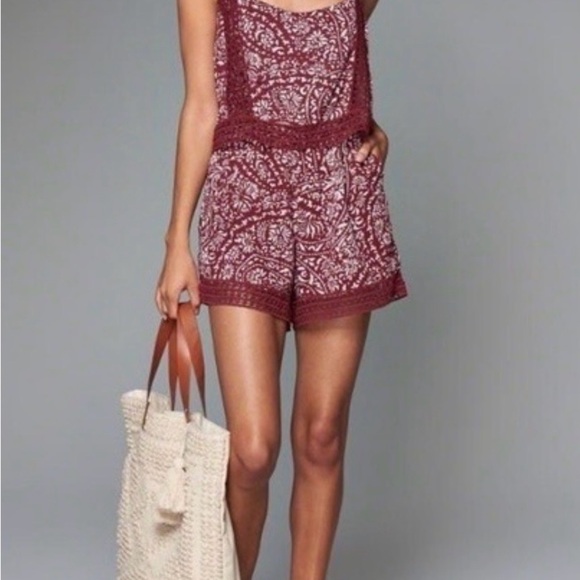 Abercrombie & Fitch Pants - Abercrombie & Fitch Boho Floral Lace Trim Romper Burgundy White Size M NWOT